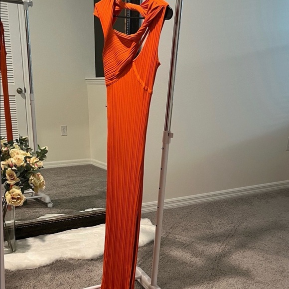 Aknvas Vibrant Orange Backless Dress $650 brand new without tags - Picture 3 of 4